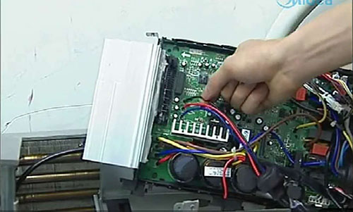 廊坊美的空调电话是多少